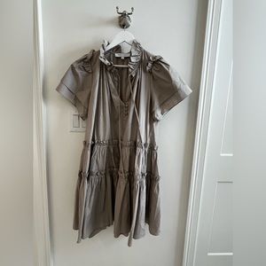 Excellent condition Hunter Bell dress size Medium.  Khaki